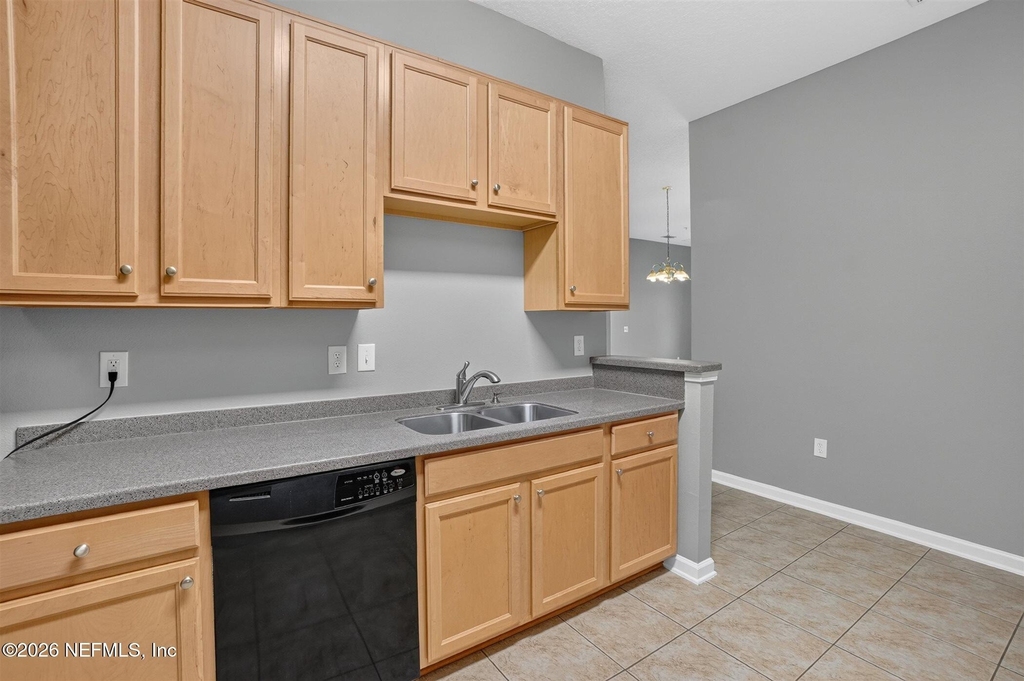 13241 Mendenhall Place - Photo 20