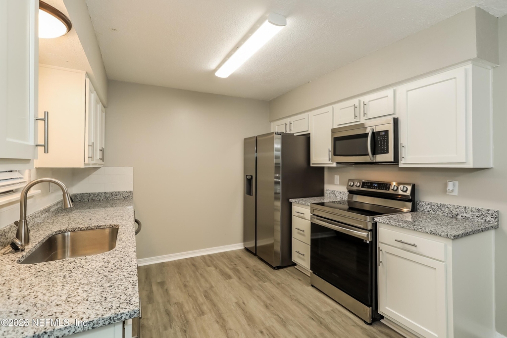 6349 Faulkner Drive - Photo 4