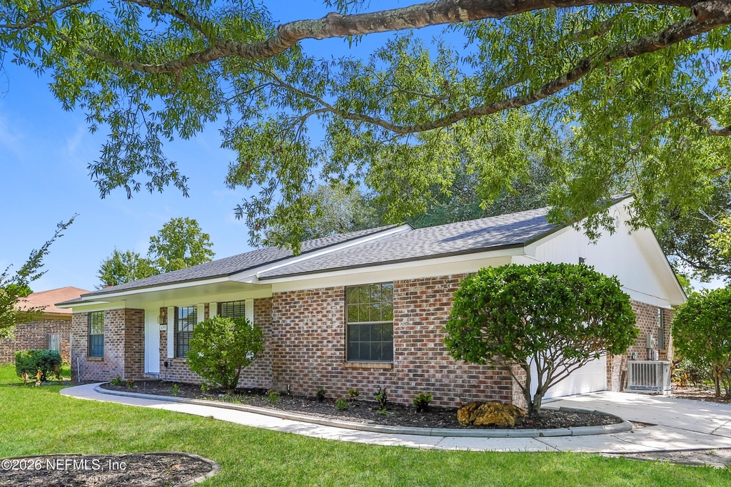 6349 Faulkner Drive - Photo 2