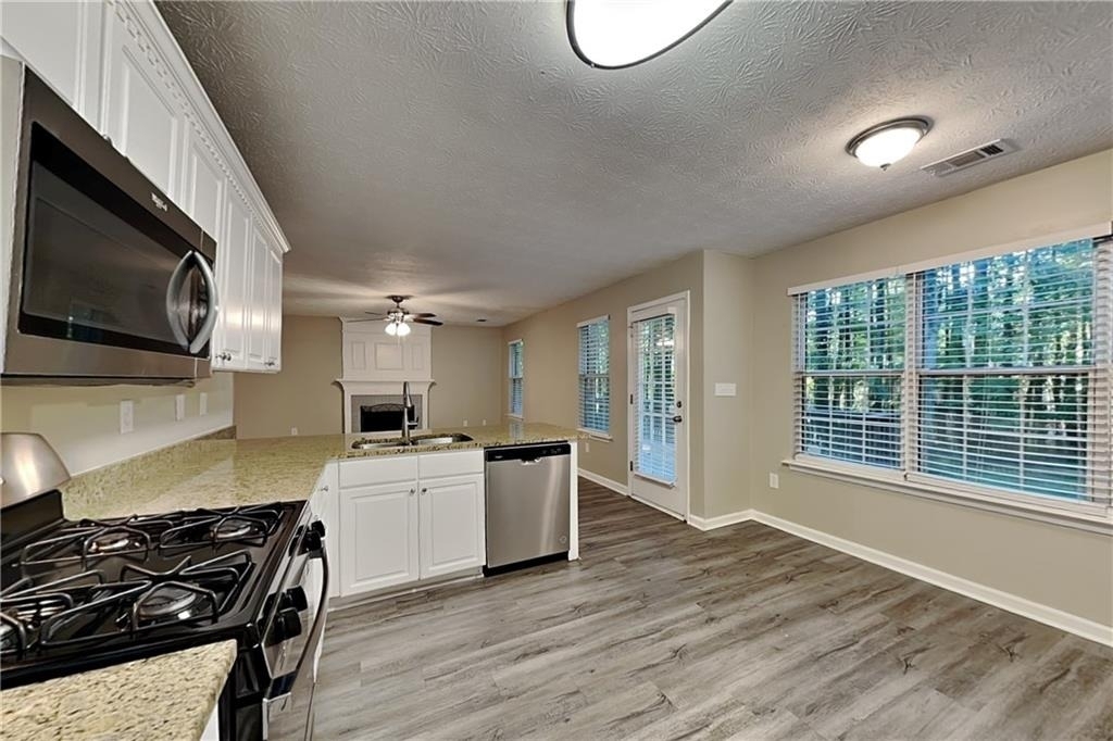 1357 Lamont Drive Sw - Photo 4