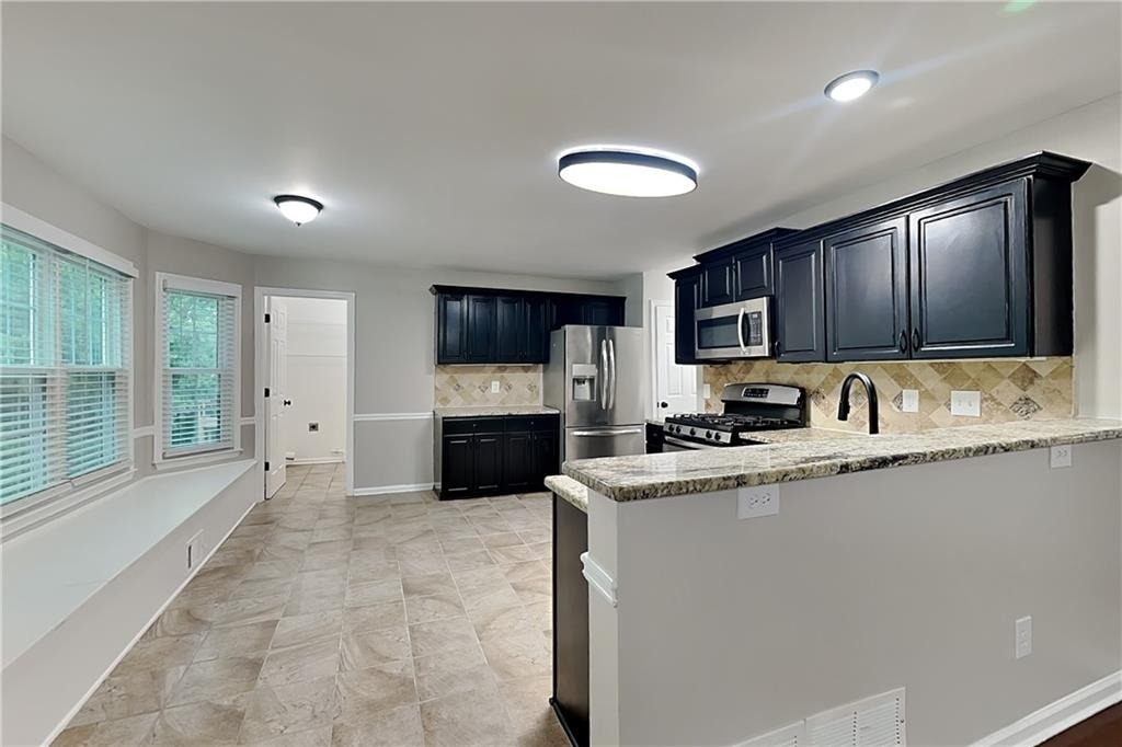 2798 Beddington Way - Photo 4