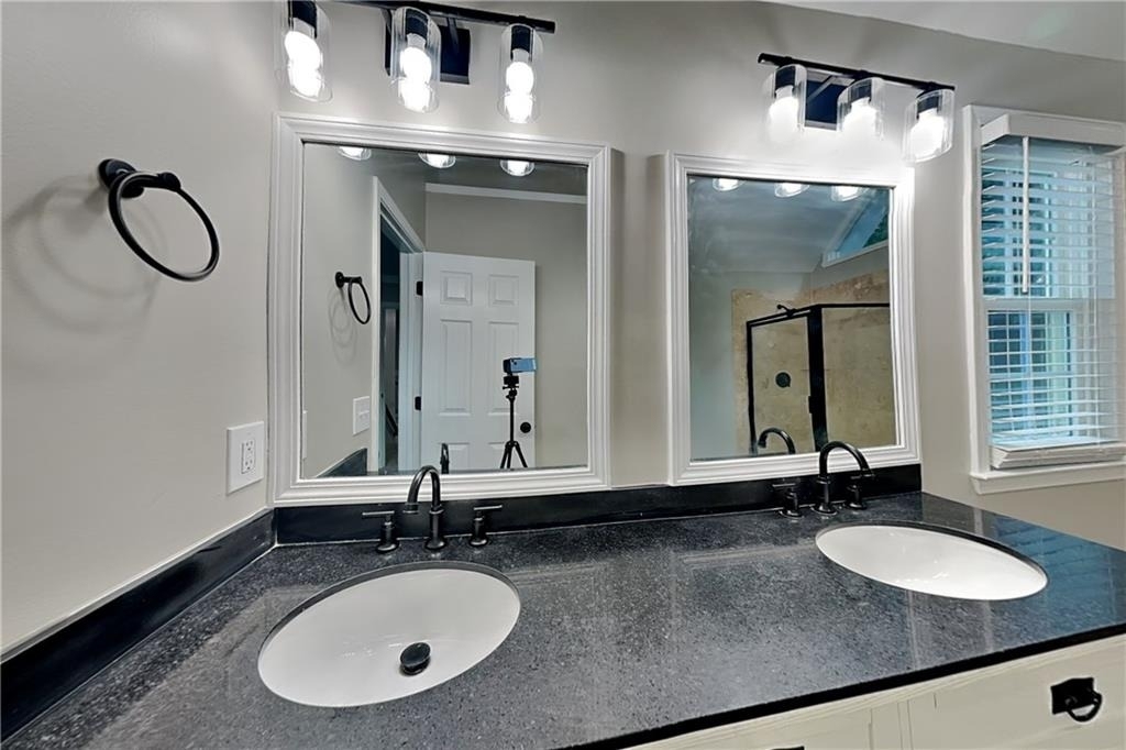 2798 Beddington Way - Photo 11