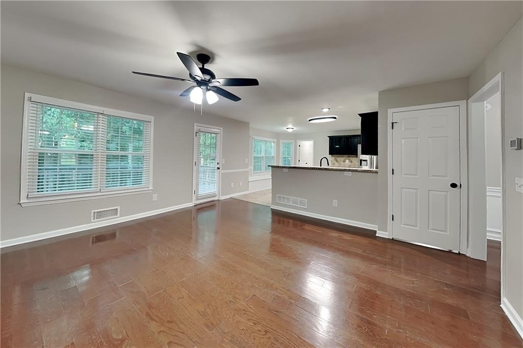2798 Beddington Way - Photo 2