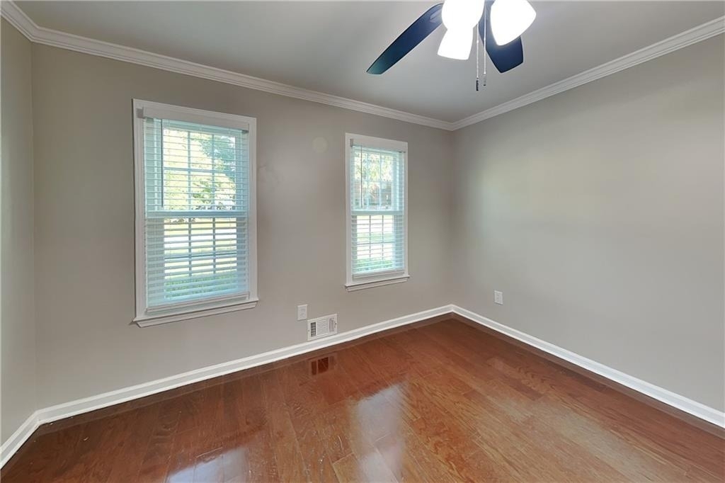 2798 Beddington Way - Photo 3