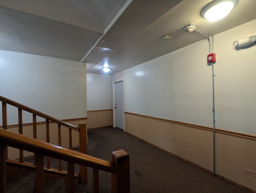736 W Dempster Street - Photo 2