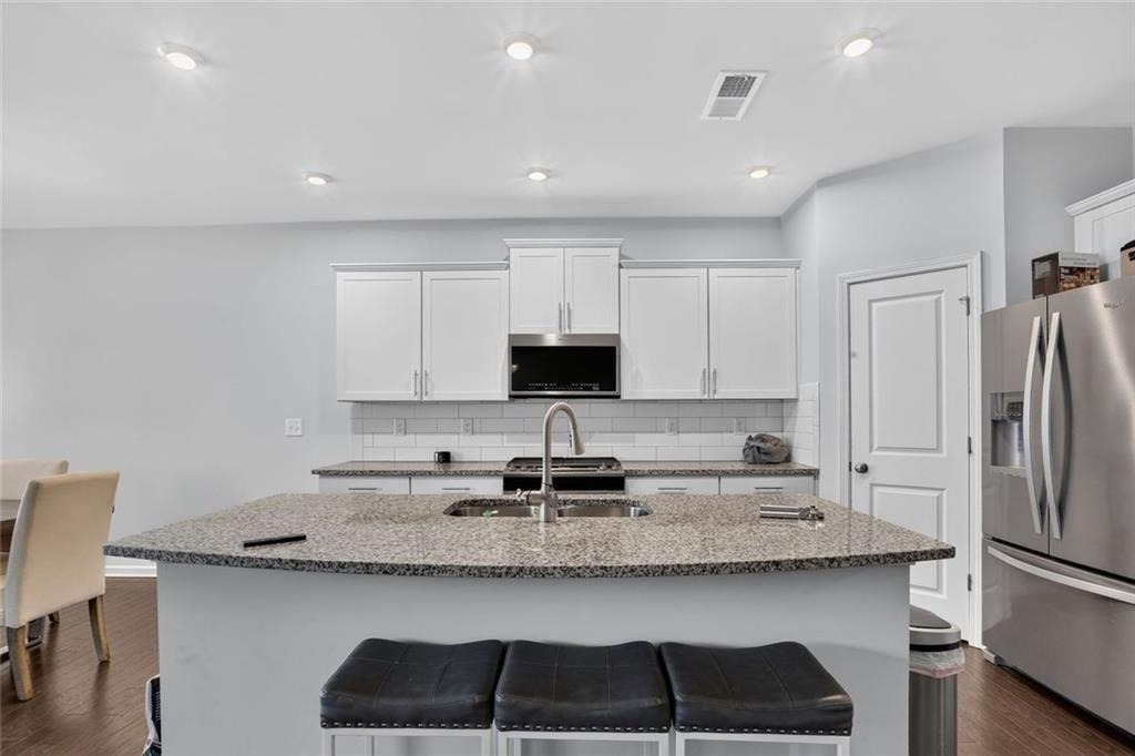 616 Blue Ash Court - Photo 13