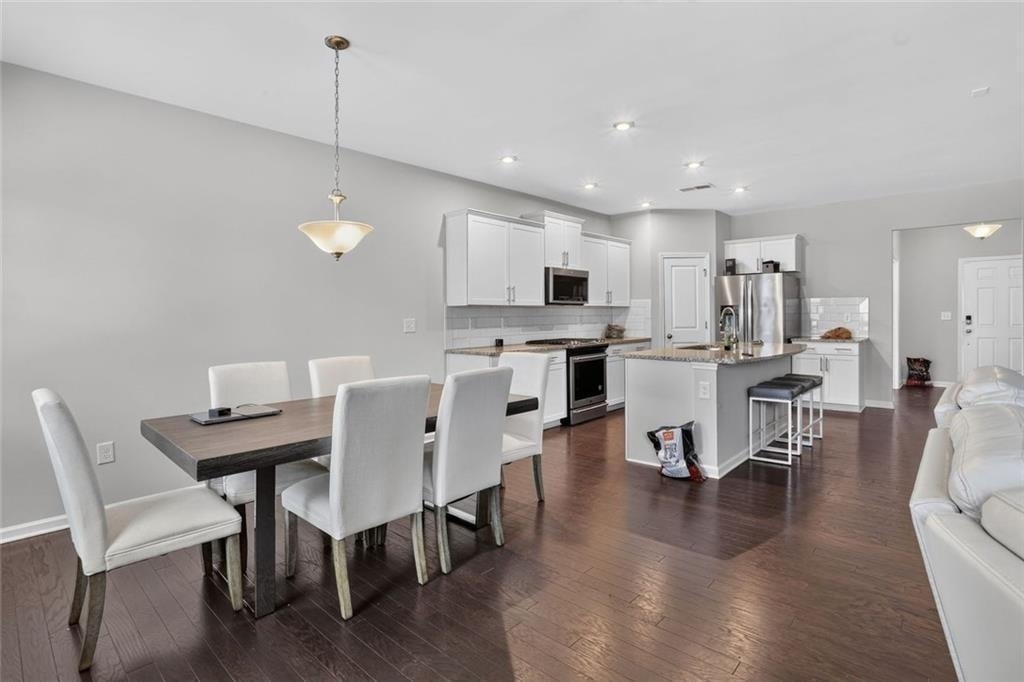 616 Blue Ash Court - Photo 6