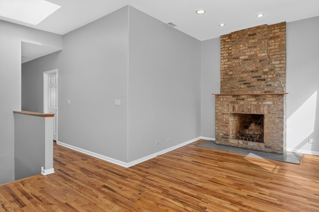 1422 W Taylor Street - Photo 2