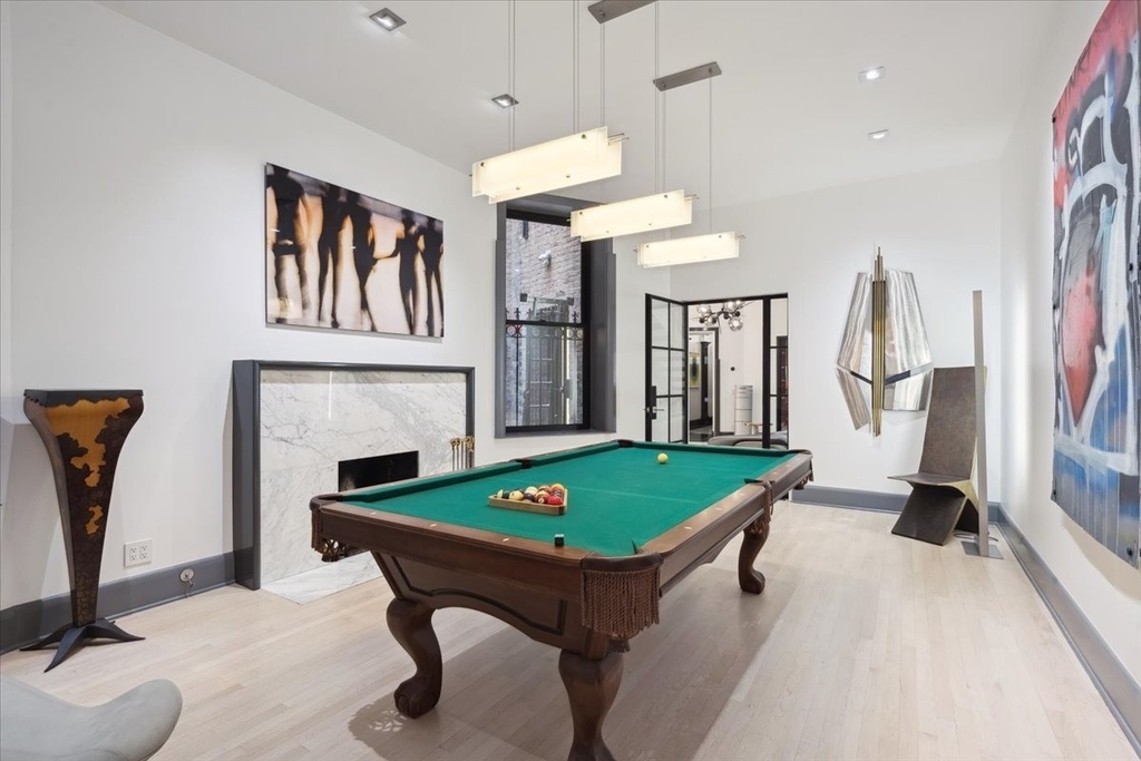 1318 N Astor Street - Photo 11