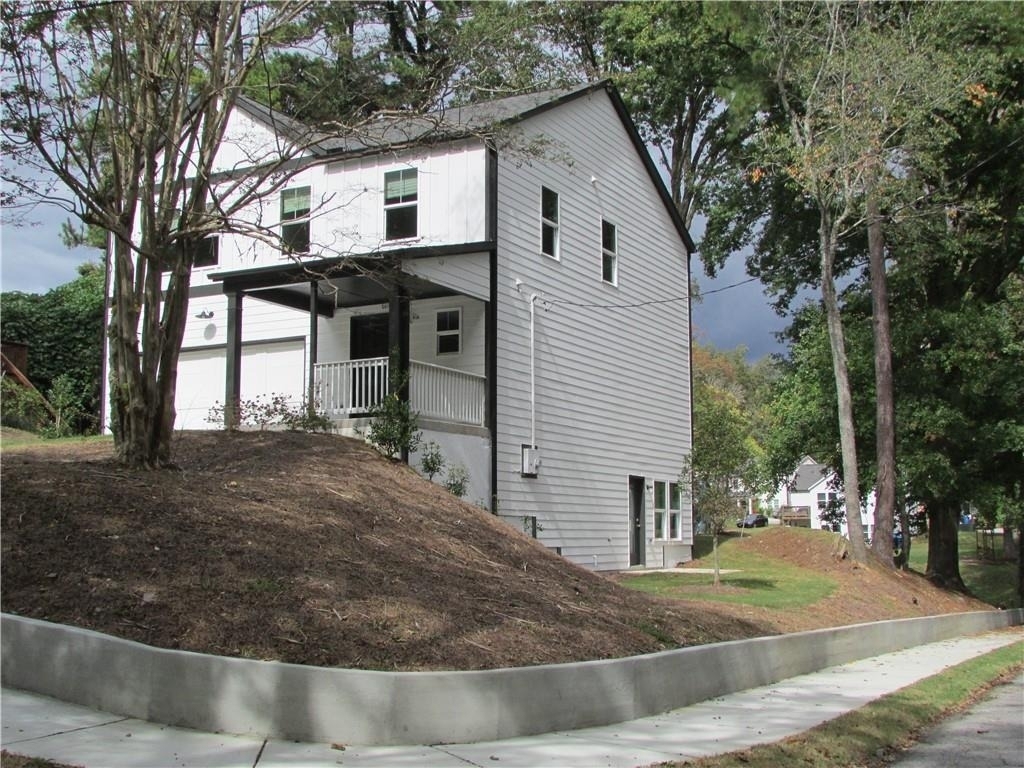 2367 Summit Avenue Nw - Photo 1