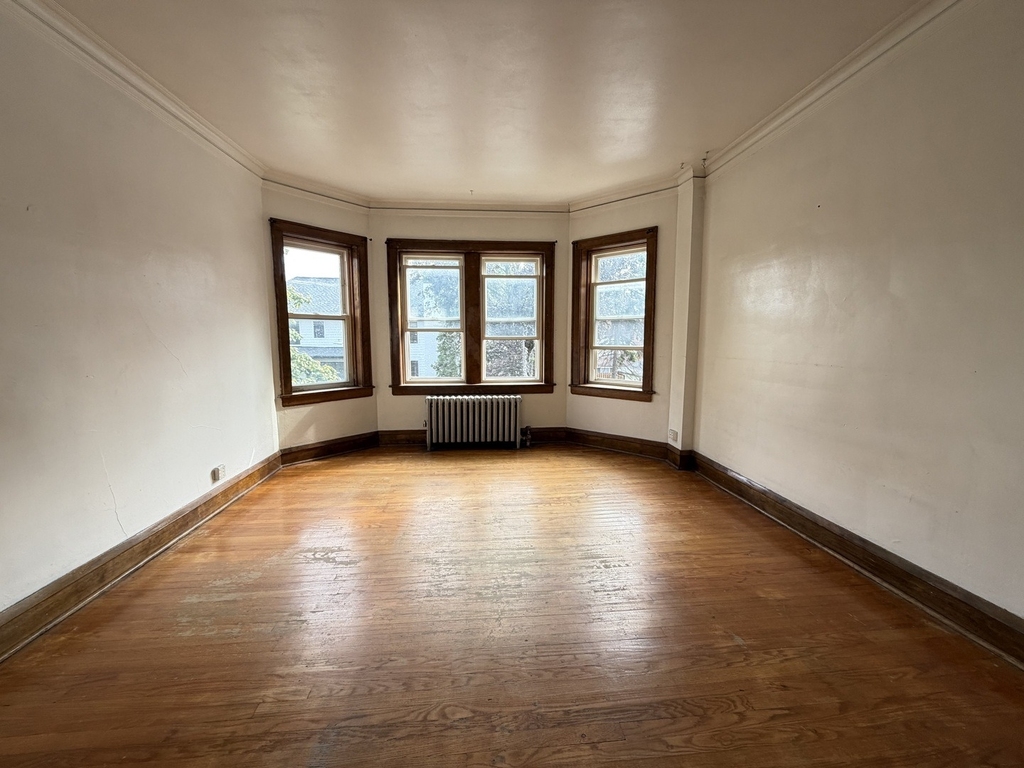 4208 W Cullom Avenue - Photo 1
