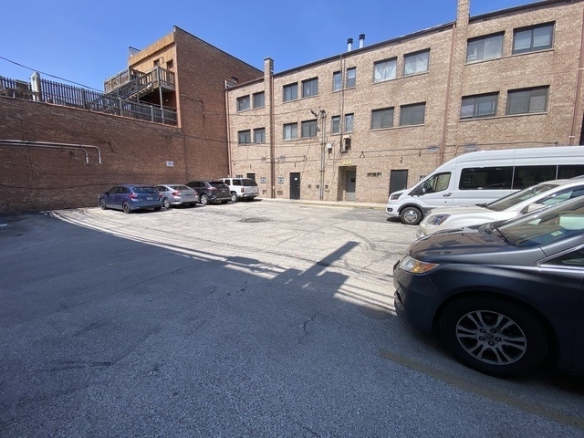 1455 W Fullerton Avenue - Photo 36