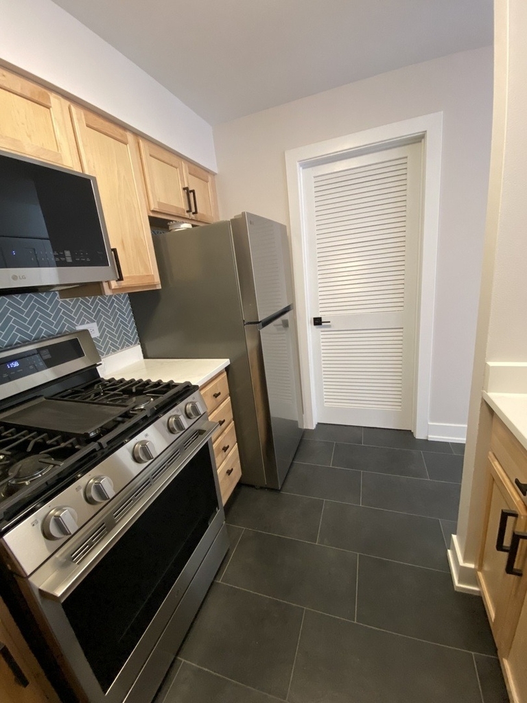 1455 W Fullerton Avenue - Photo 11