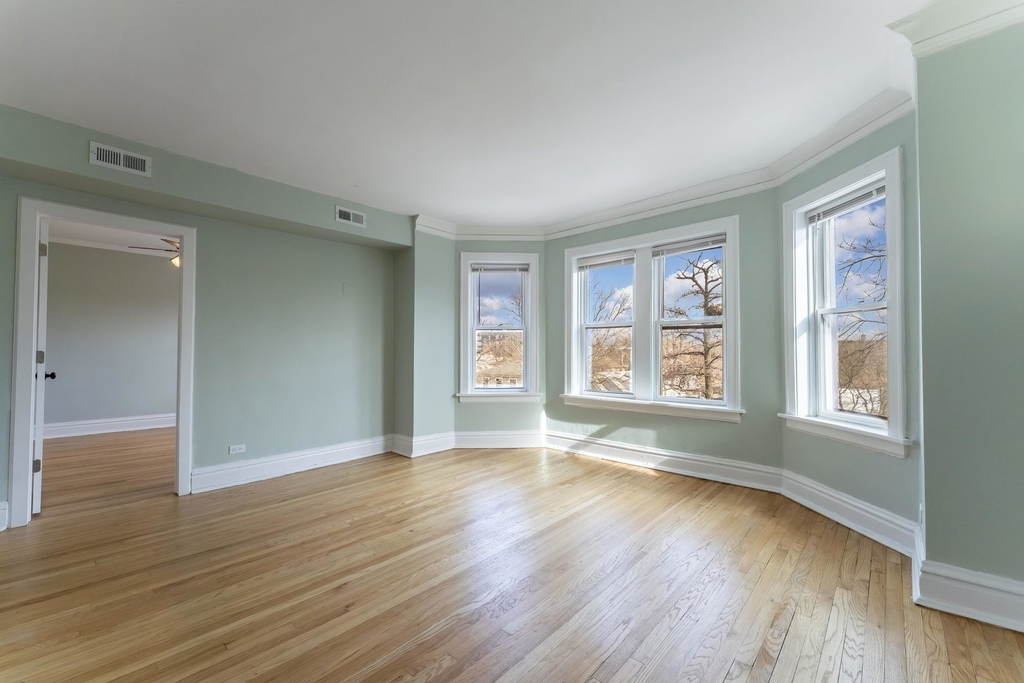 845 Lyman Avenue - Photo 8