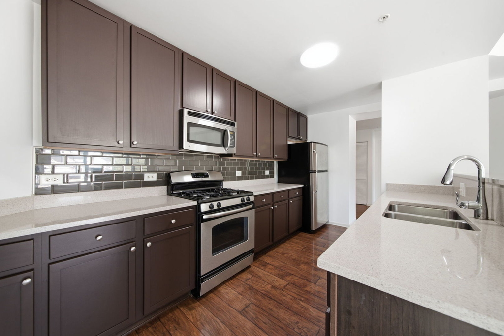 125 Lakeview Drive - Photo 7