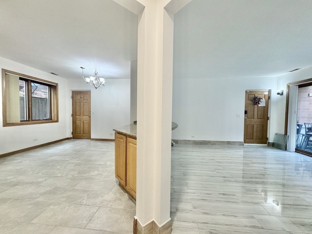 5965 N Northwest Highway - Photo 10
