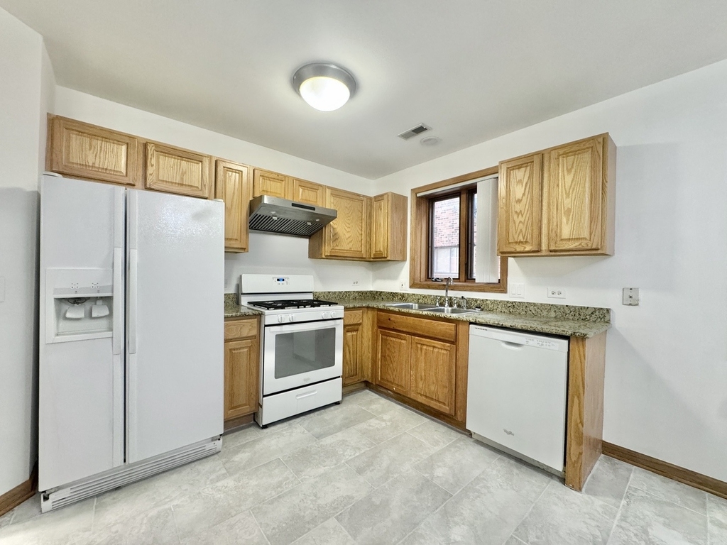 5965 N Northwest Highway - Photo 18