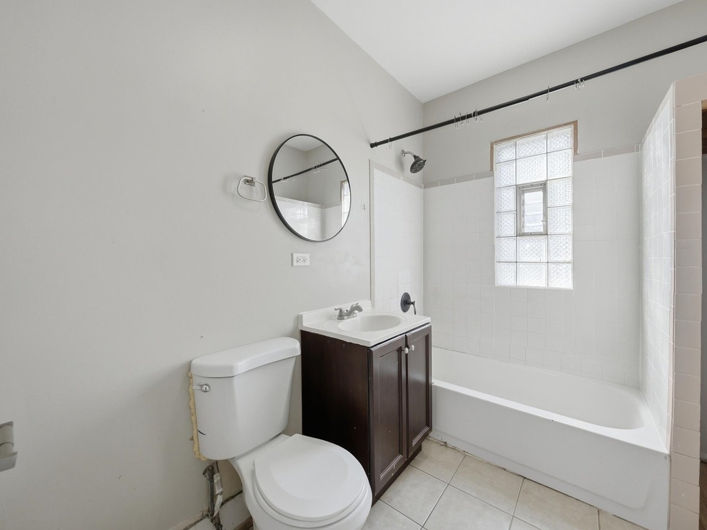 1321 S 51st Avenue - Photo 4