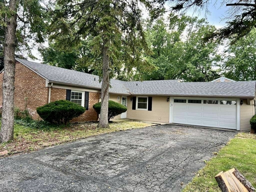236 Vernon Drive - Photo 0