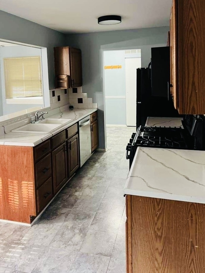 236 Vernon Drive - Photo 7