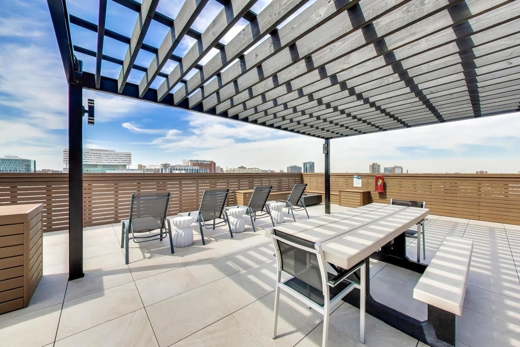 1645 W Ogden Avenue - Photo 43