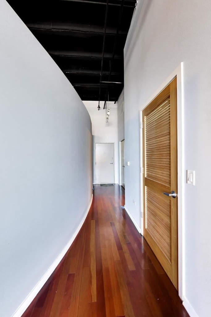 1645 W Ogden Avenue - Photo 9