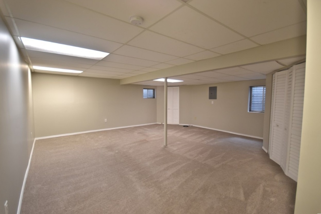 370 Sandhurst Lane - Photo 17
