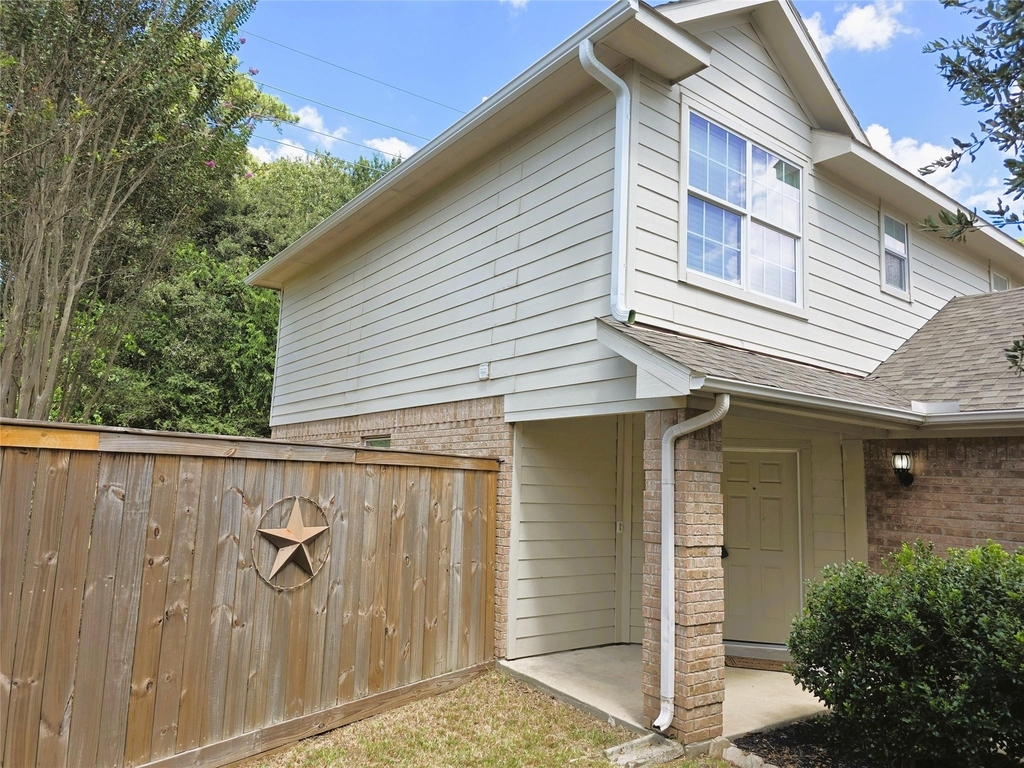 2507 Cypress Island Drive - Photo 1