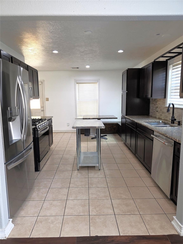 2507 Cypress Island Drive - Photo 6