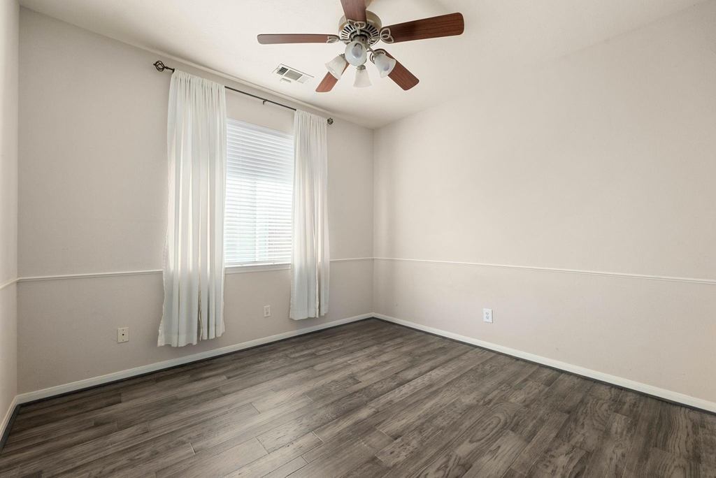 10211 Wildwood Park Lane - Photo 24