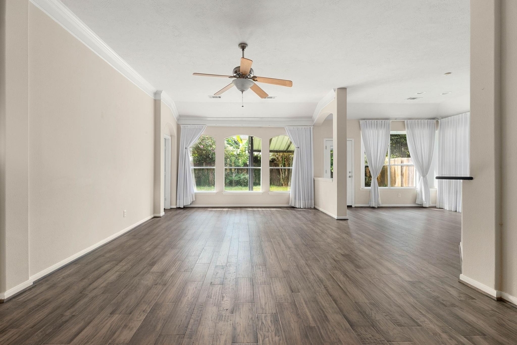 10211 Wildwood Park Lane - Photo 9