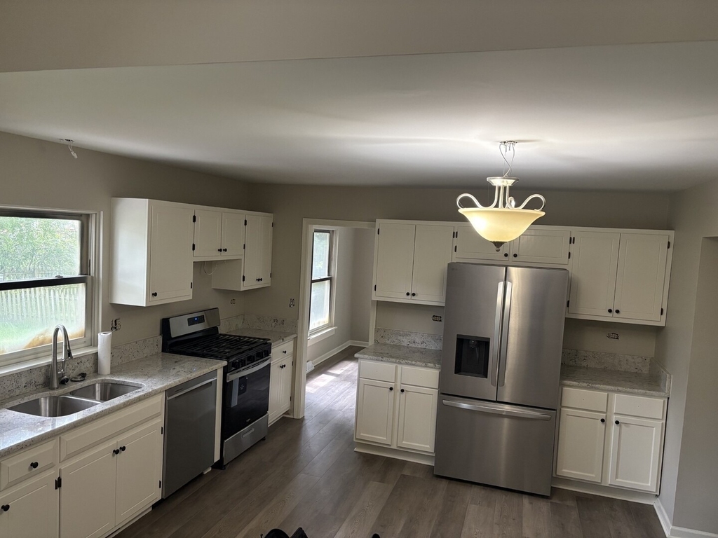 2284 Salisbury Drive - Photo 4