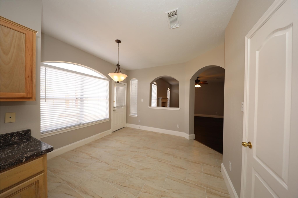5539 Mountain Forest Drive - Photo 6