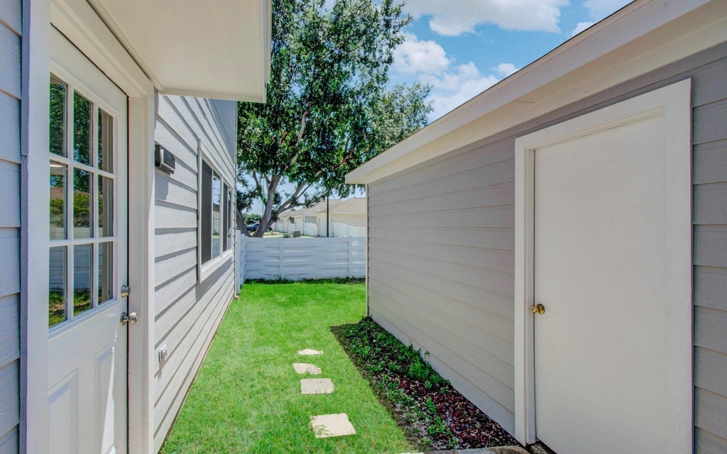 6117 Settlers Square Lane - Photo 41