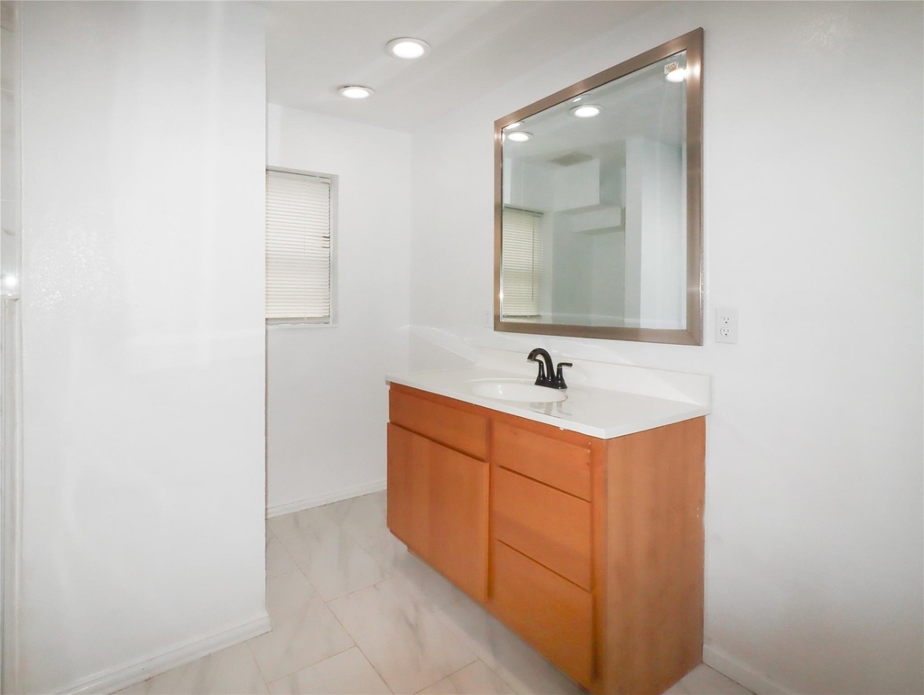 176 Barracuda Street - Photo 9