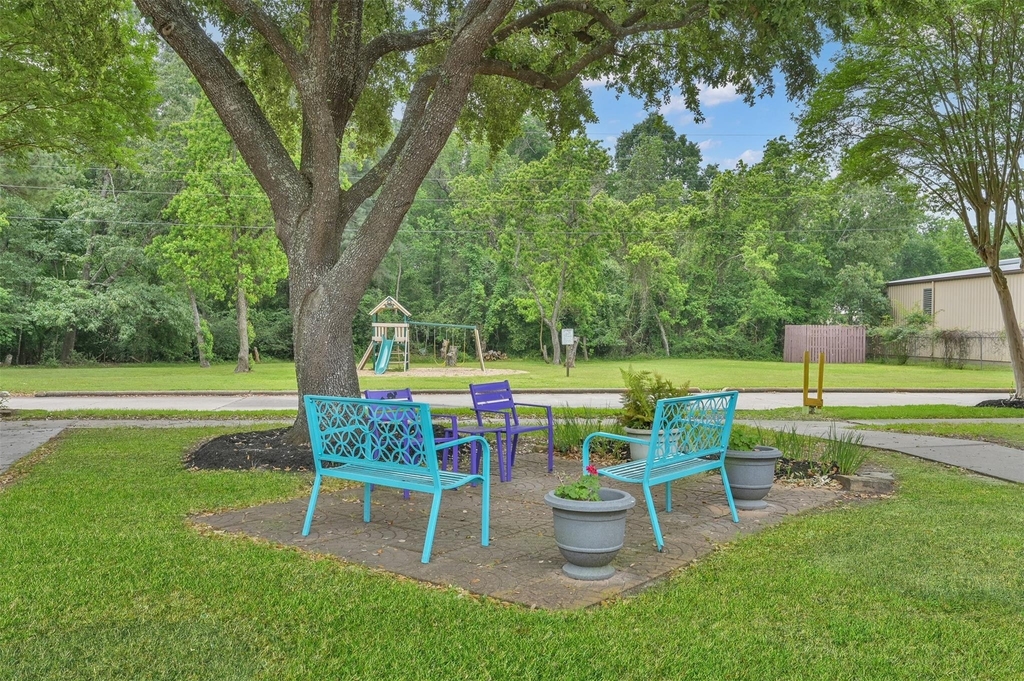 14949 Hwy 105 W - Photo 19