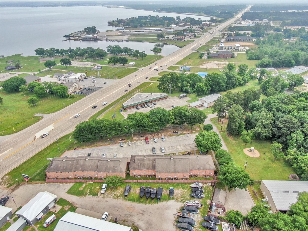 14949 Hwy 105 W - Photo 24