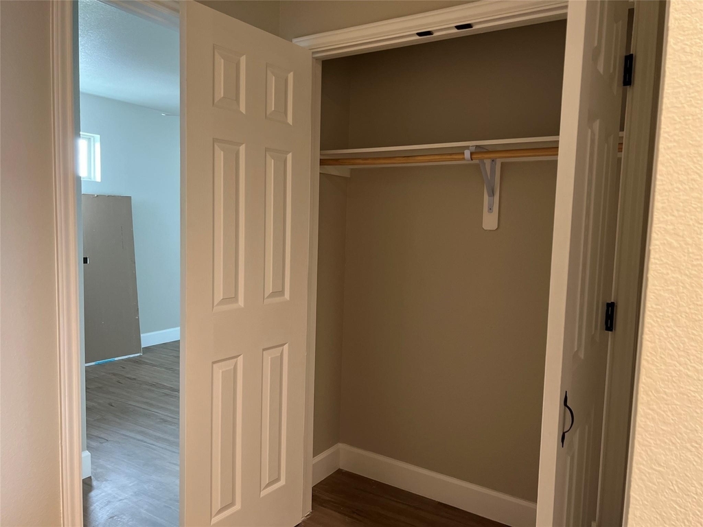 9720 Pelsey Street - Photo 15