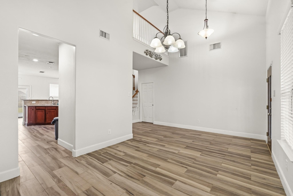 15238 Olmstead Park Drive - Photo 6