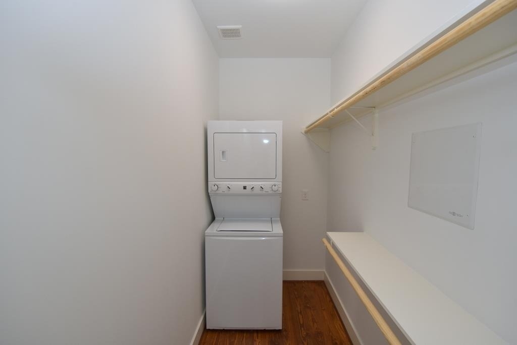 119 E 26th - Photo 17