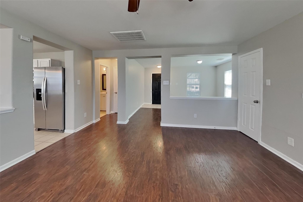 20631 Hillsdale Park Drive - Photo 2