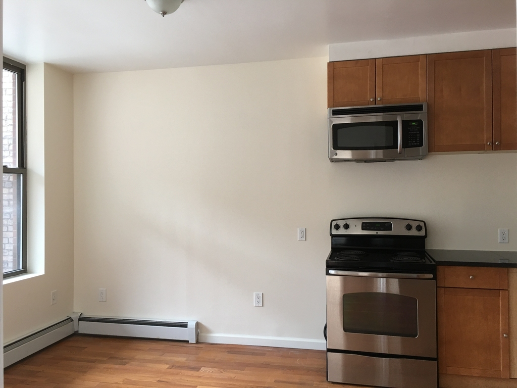 73 Pineapple Street - Photo 4