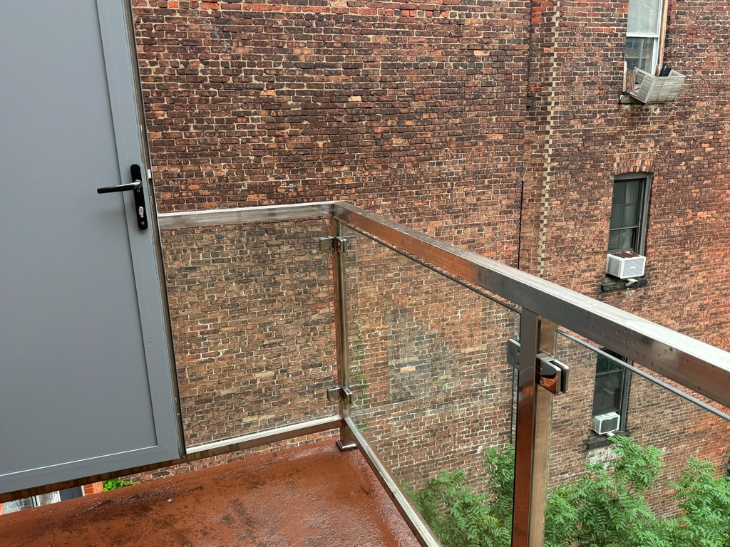 73 Pineapple Street - Photo 3