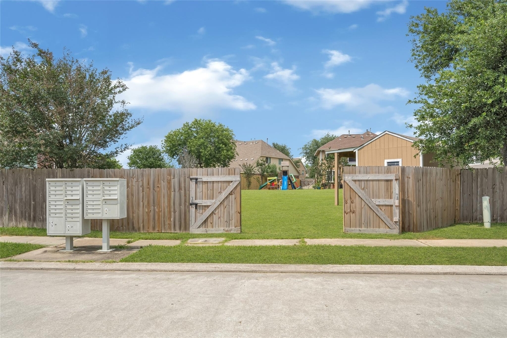 21406 Snow Goose Court - Photo 32