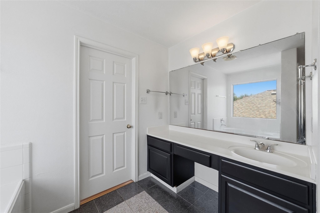 7110 Favian Court - Photo 22