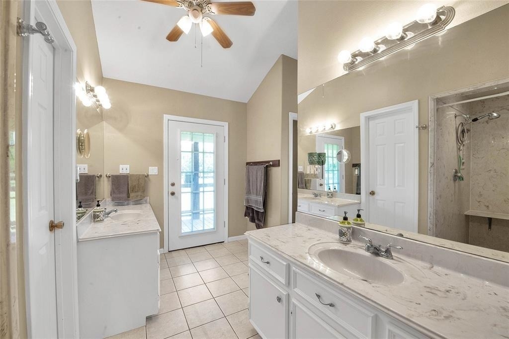 8303 Galler Road - Photo 15