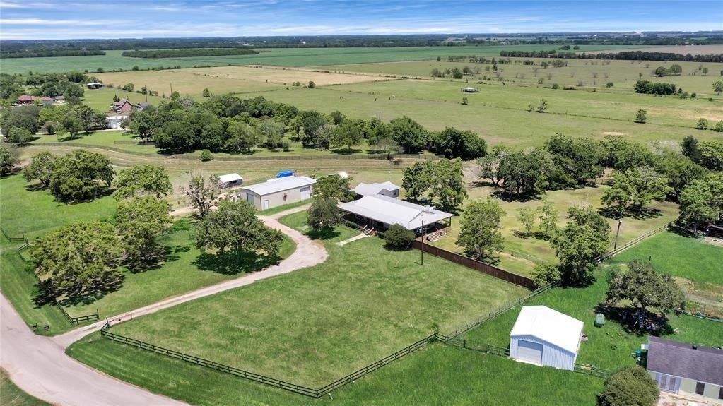 8303 Galler Road - Photo 4
