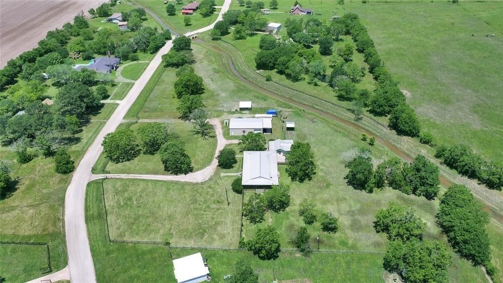 8303 Galler Road - Photo 5