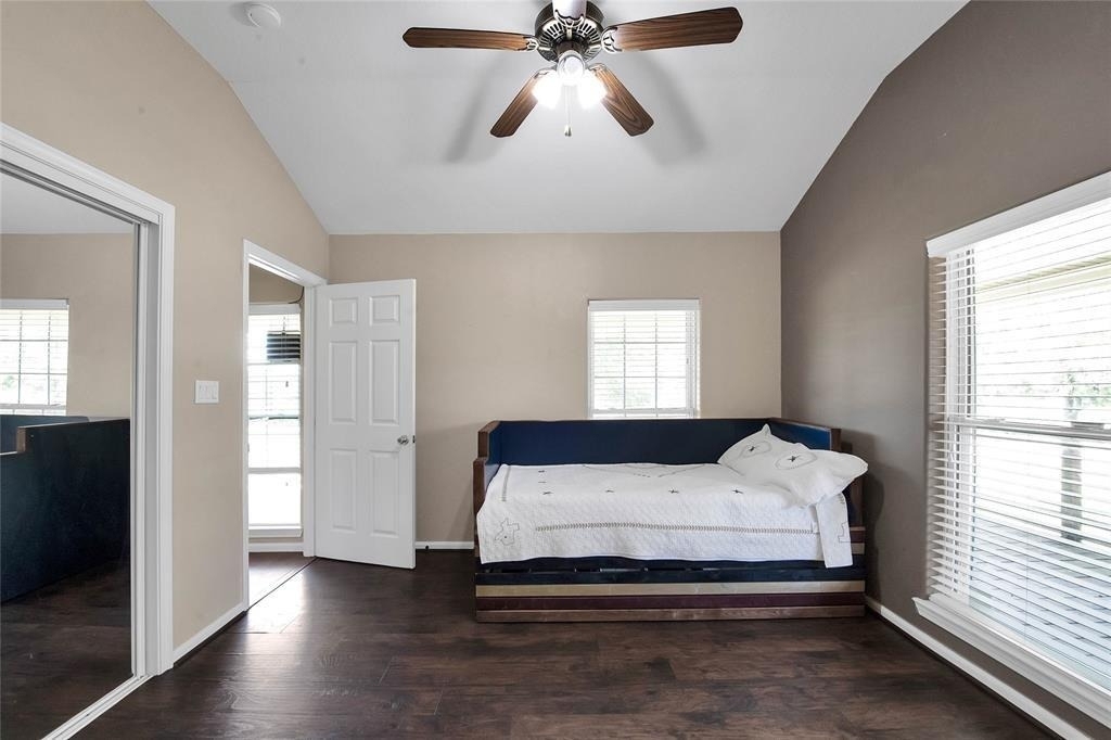 8303 Galler Road - Photo 17