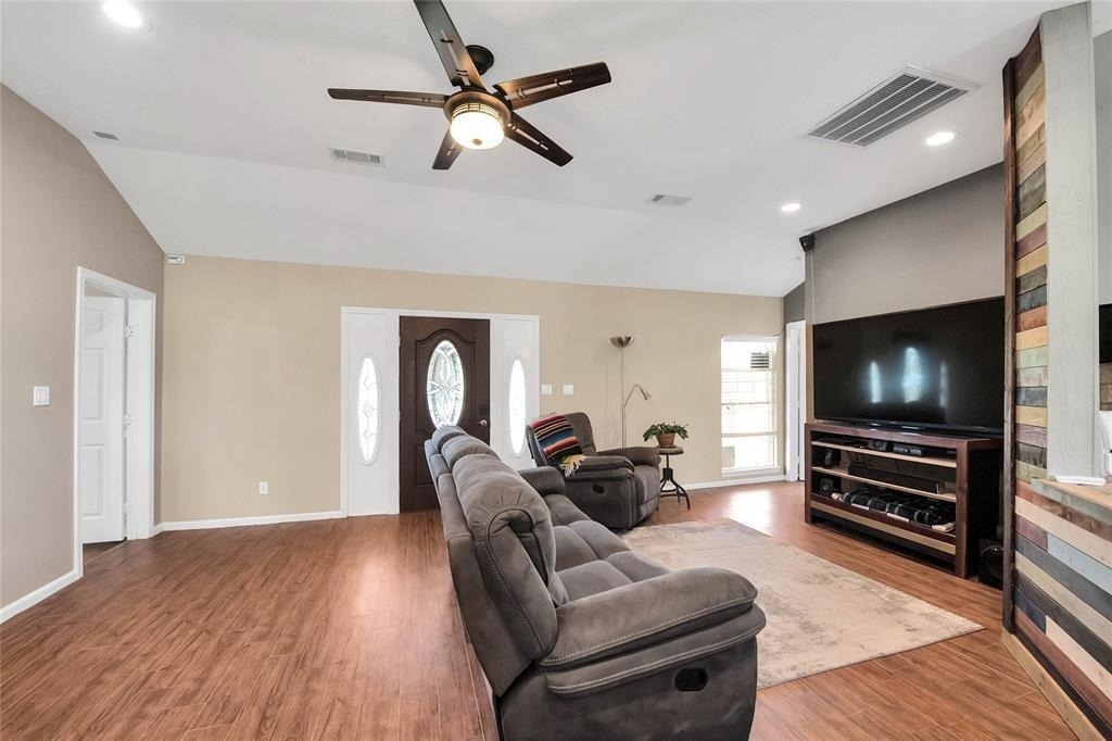 8303 Galler Road - Photo 13